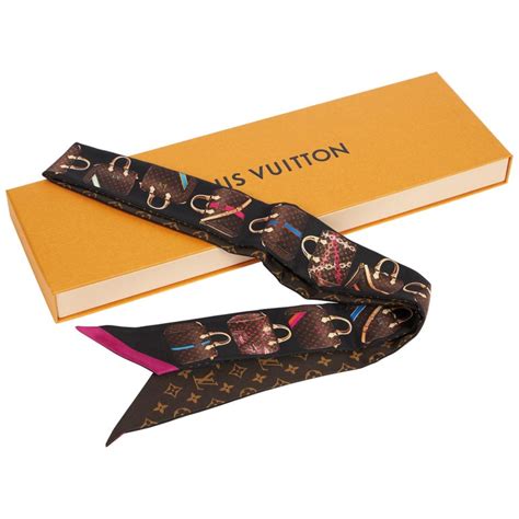 louis vuitton white scarf|Louis Vuitton twilly scarf.